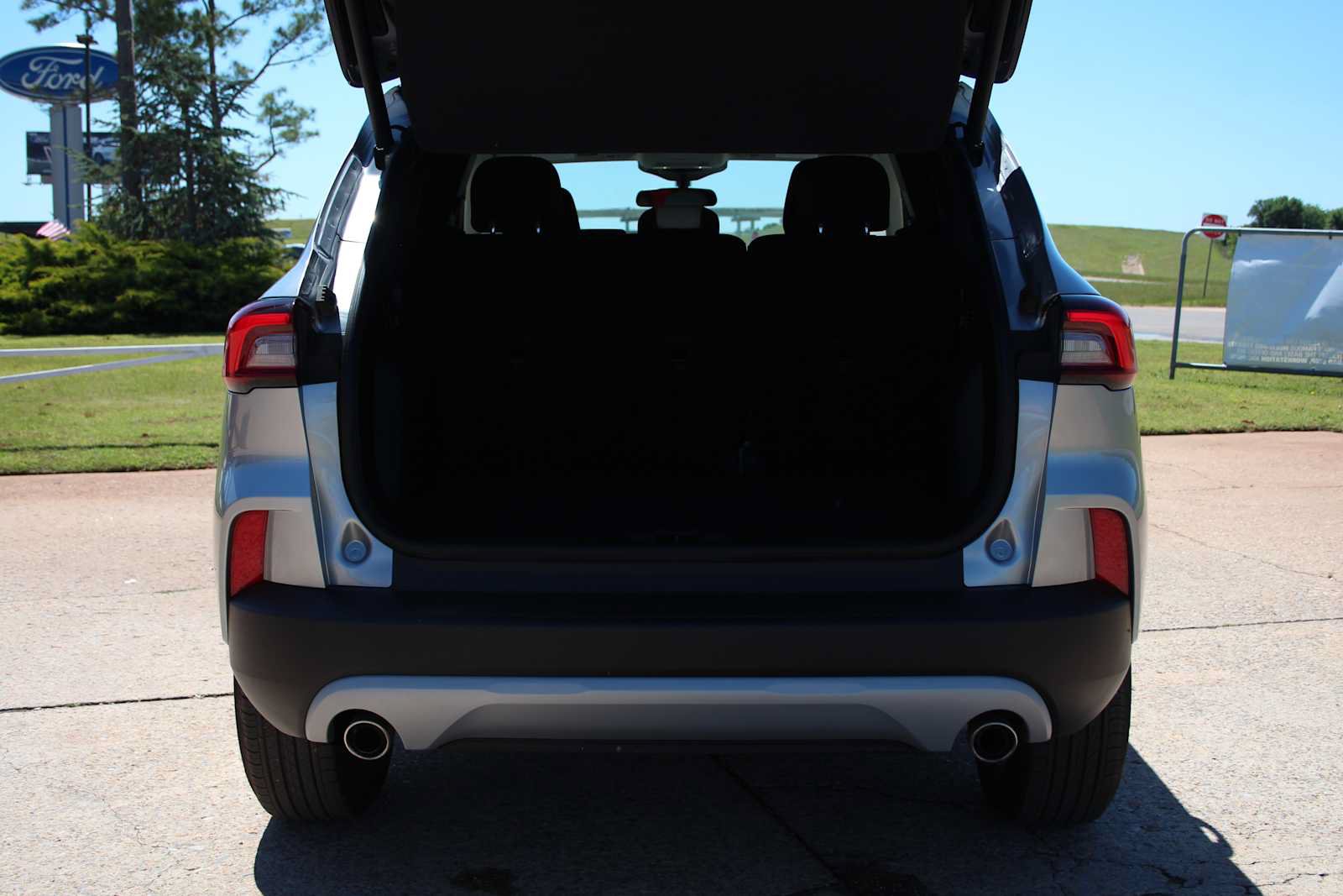 Used 2024 Ford Escape Active AWD/4WD image 8