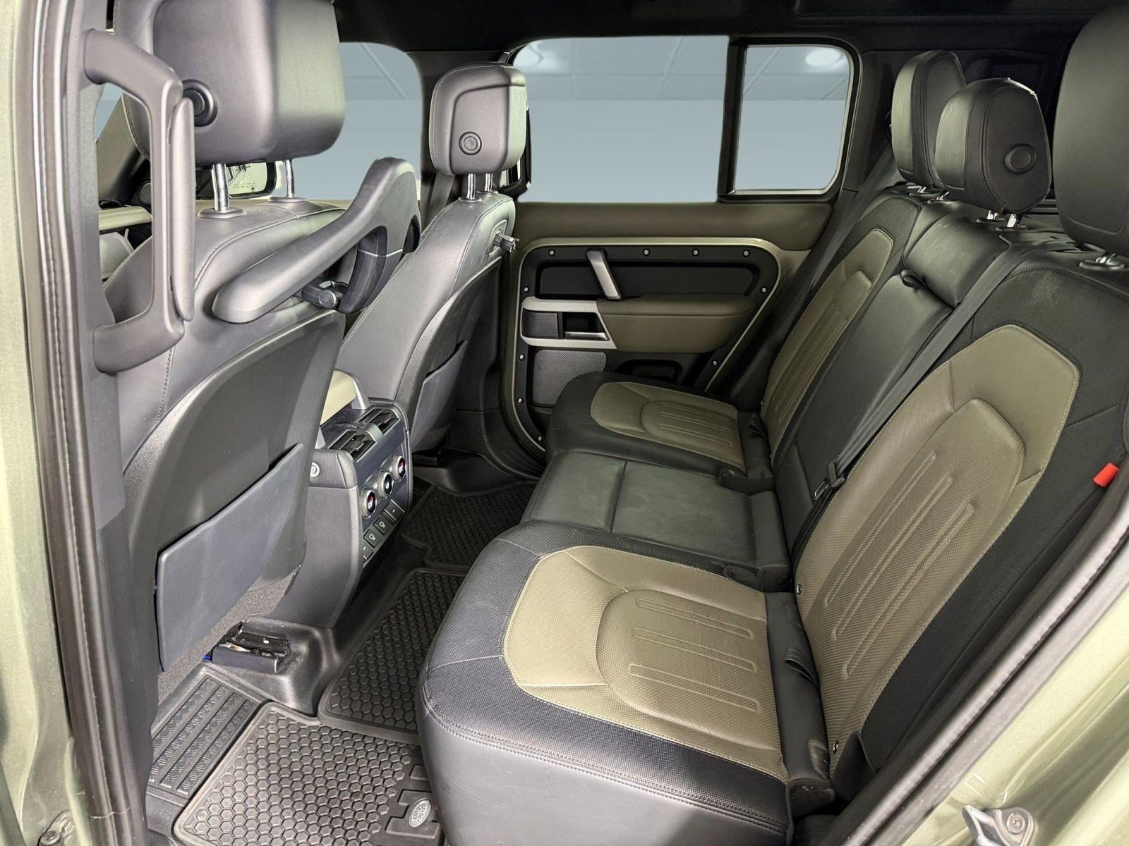 Used 2022 Land Rover Defender 110 X-Dynamic HSE image 13