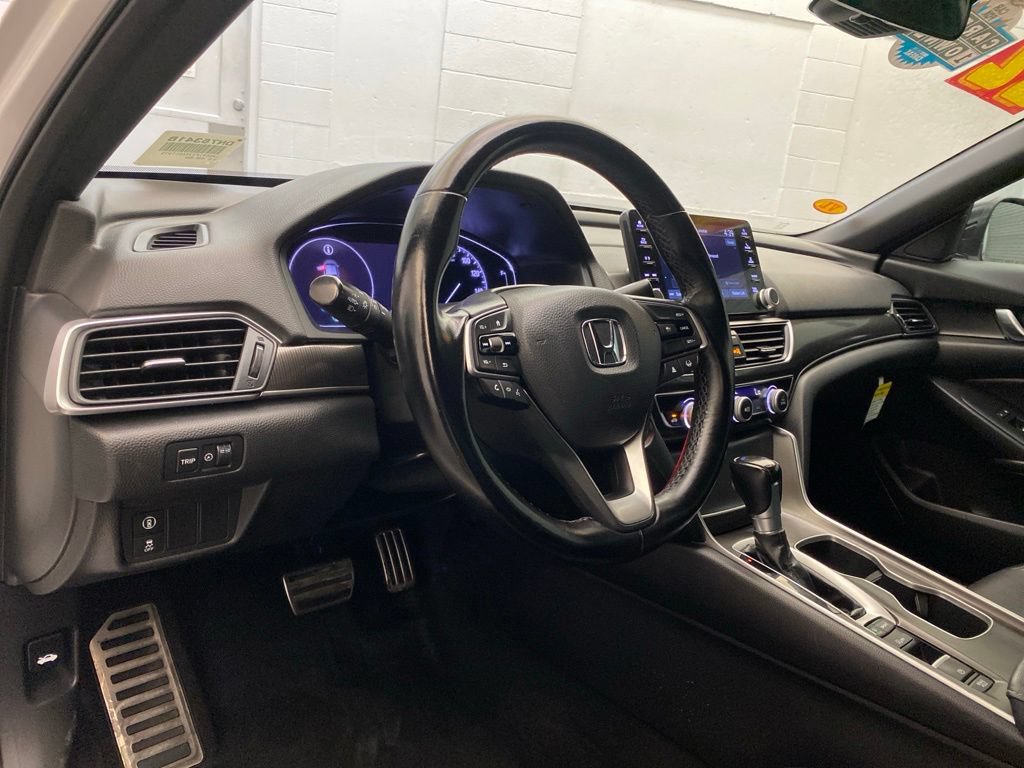 Used 2022 Honda Accord Sport image 18