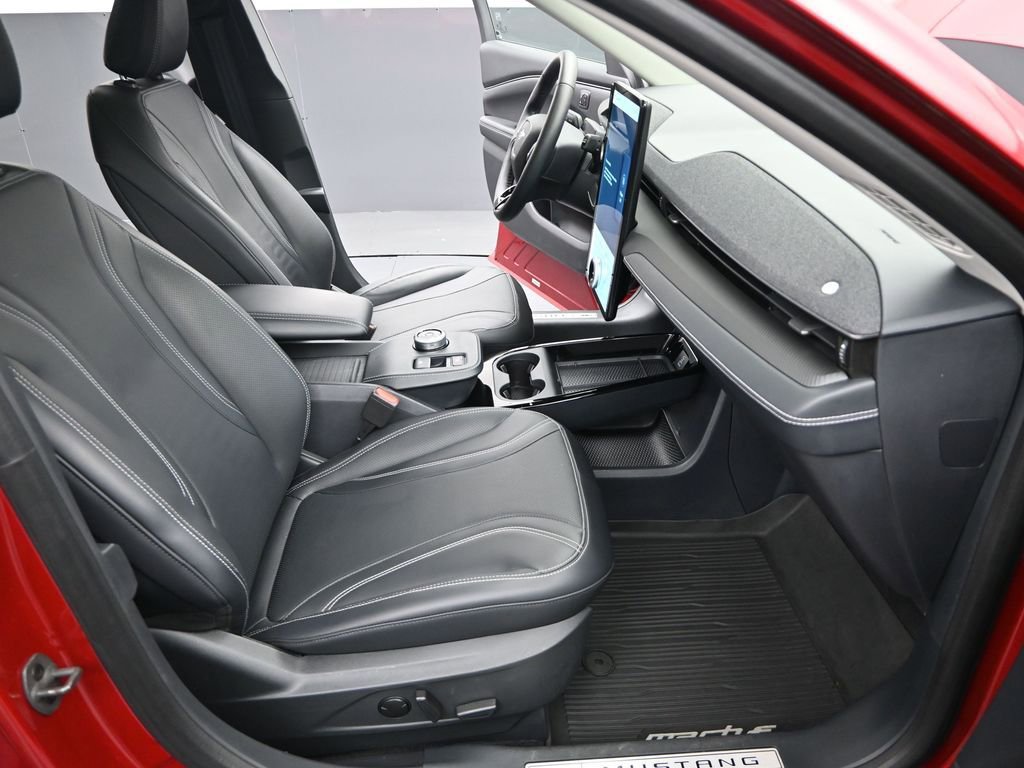 Used 2021 Ford Mustang Mach-E Premium image 25