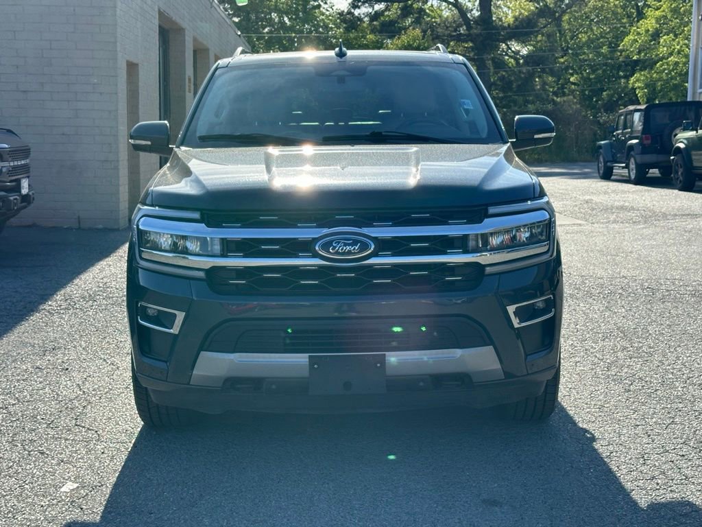 Used 2023 Ford Expedition Limited AWD/4WD image 12