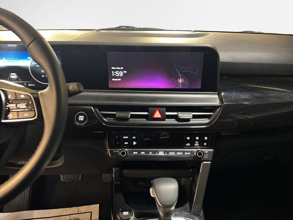 Certified 2024 Kia Seltos S image 22