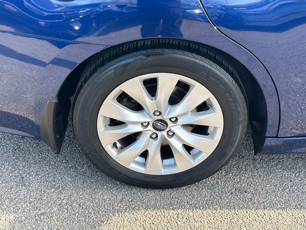 Used 2015 Subaru Legacy 2.5i Premium w/ Moonroof Package image 41