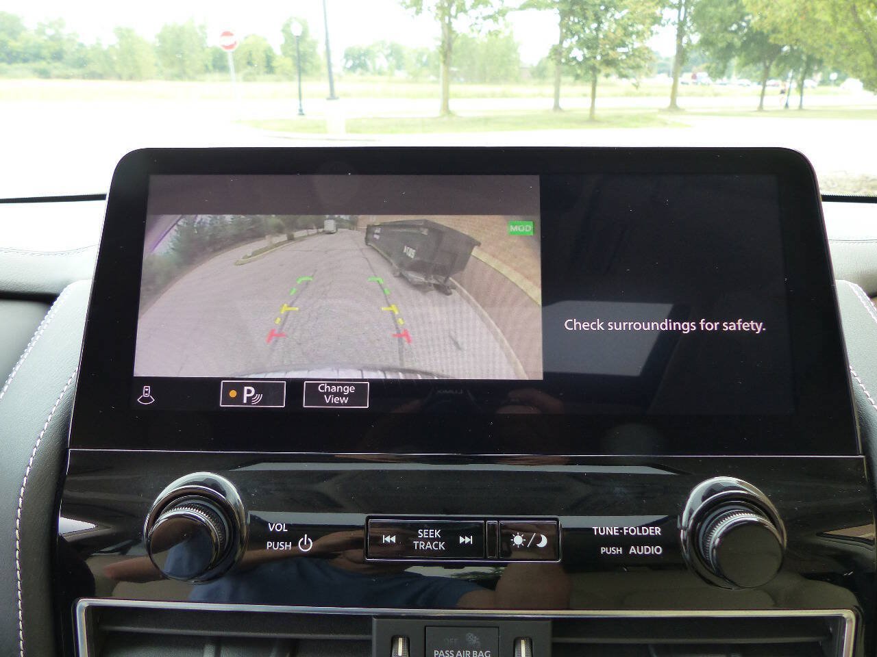 Used 2022 INFINITI QX80 Premium Select w/ Cargo Package AWD/4WD image 42