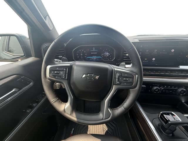 Used 2024 GMC Sierra 1500 AT4 w/ Technology Package AWD/4WD image 18