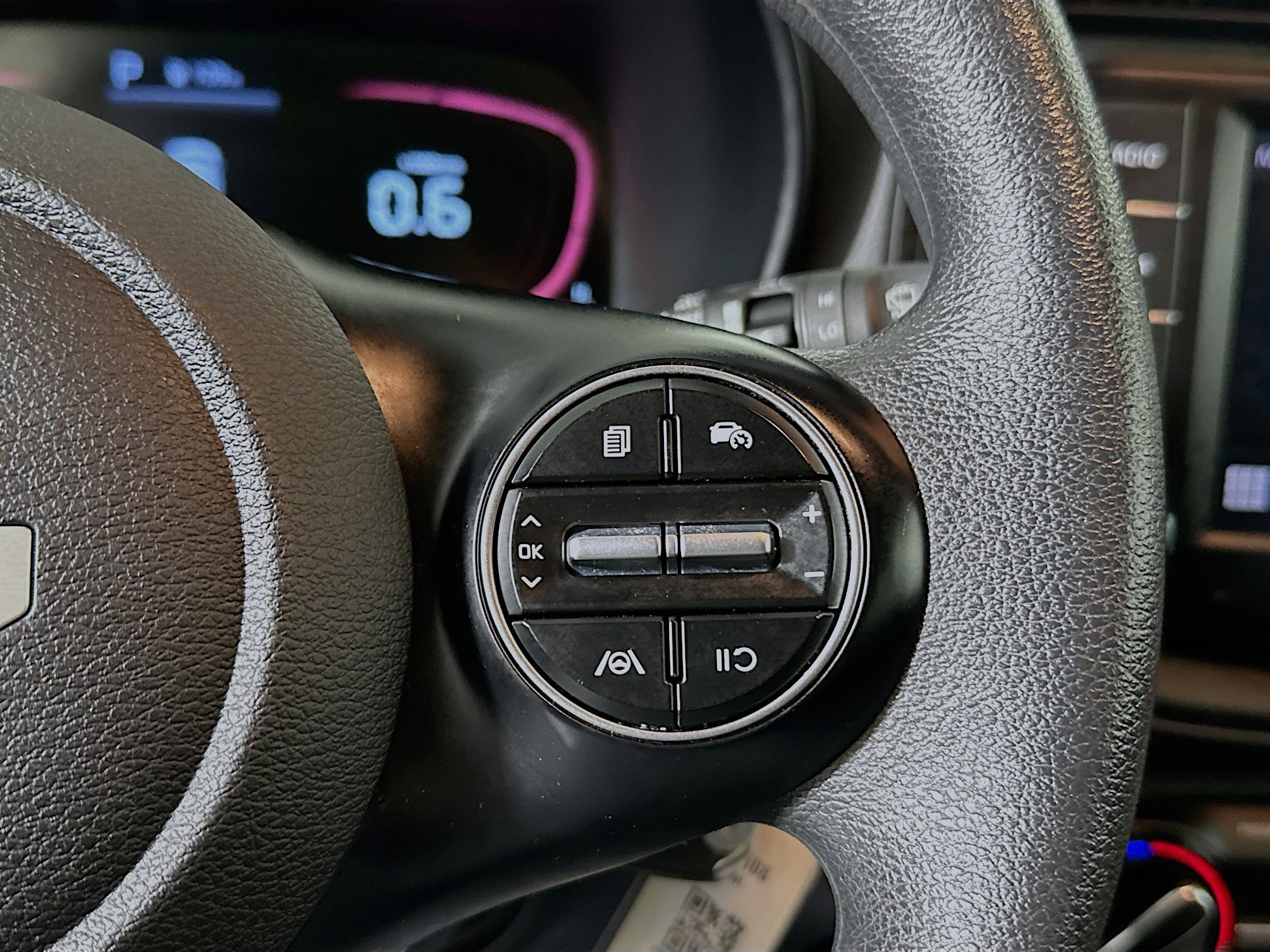 Used 2024 Kia Soul LX w/ Option Group 015 image 17