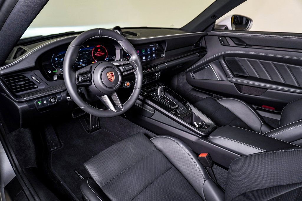 New 2026 Porsche 911 Carrera 4S image 4
