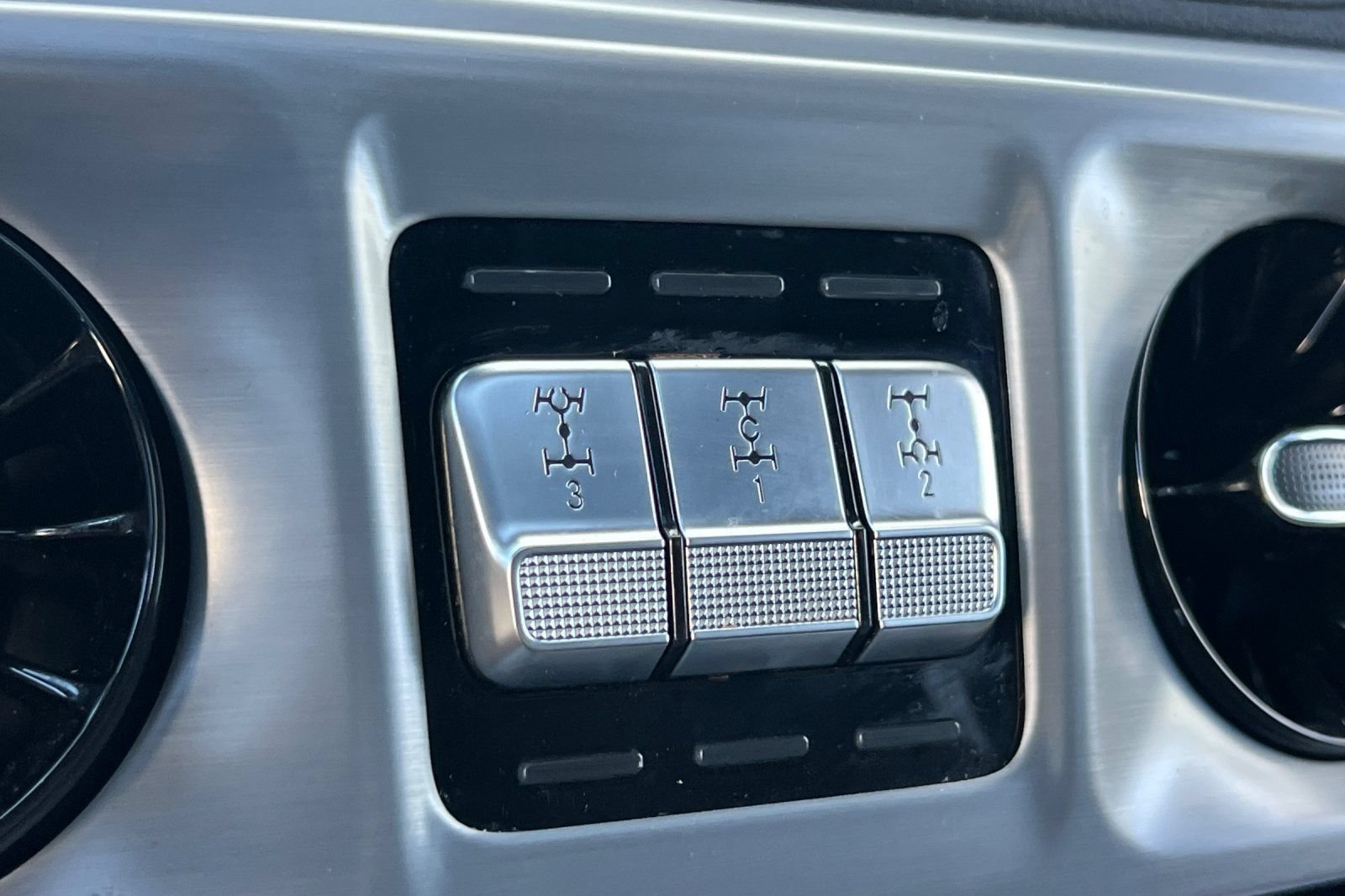 Used 2019 Mercedes-Benz G 550 image 28