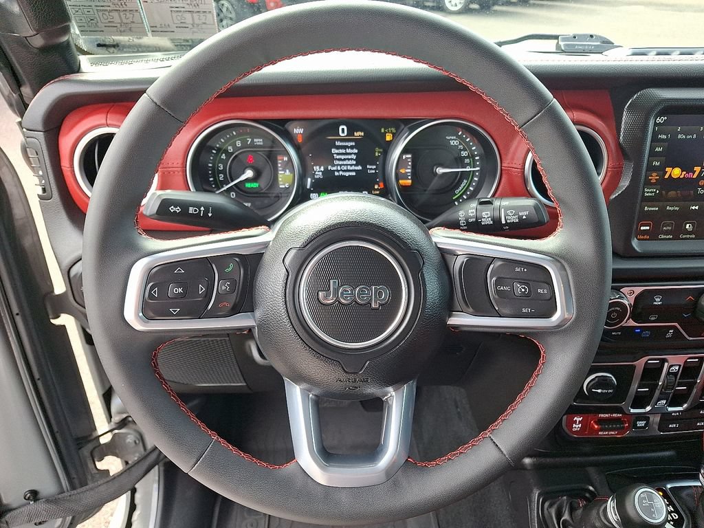Used 2023 Jeep Wrangler Unlimited Rubicon 4xe AWD/4WD image 21