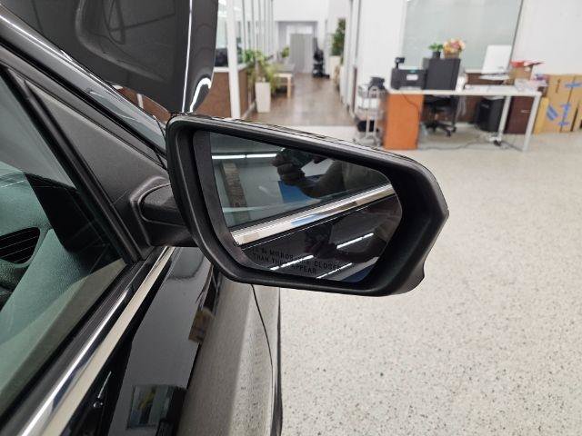 Used 2019 Chevrolet Equinox LT FWD image 38