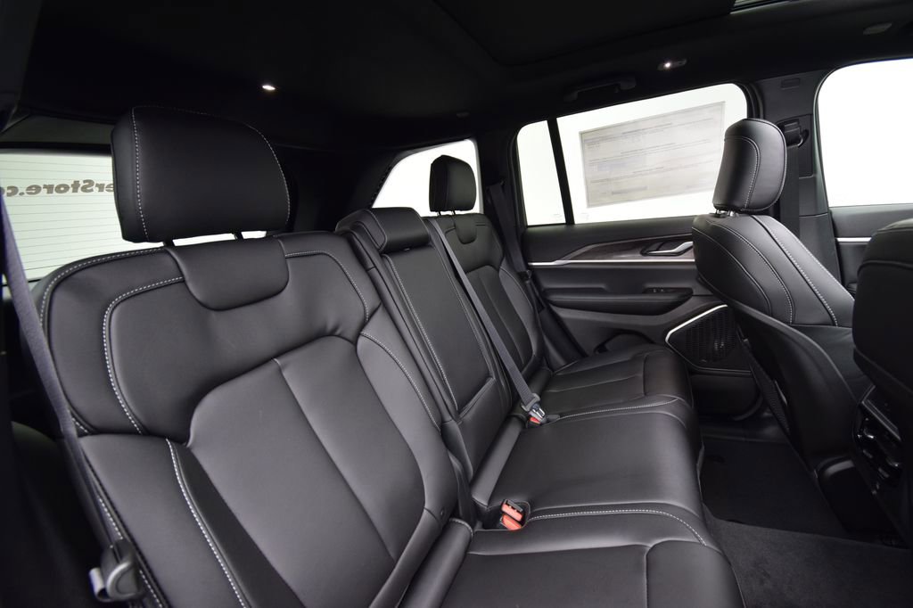 New 2026 Jeep Grand Cherokee Limited image 20