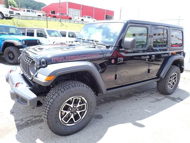 Used 2024 Jeep Wrangler Unlimited Rubicon AWD/4WD image 2
