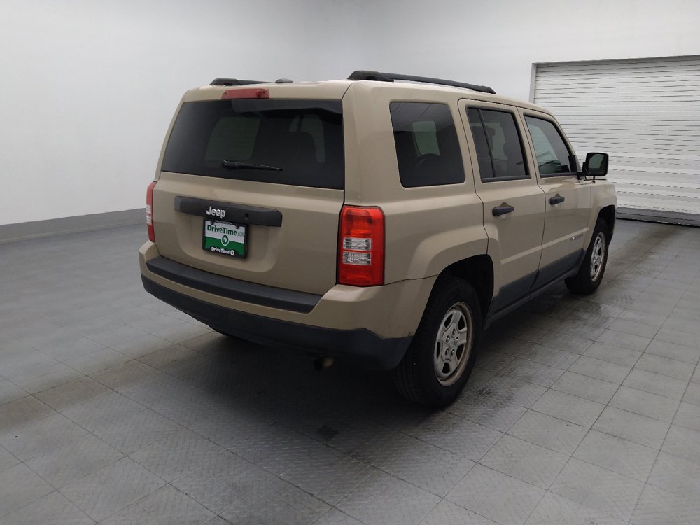 Used 2016 Jeep Patriot Sport FWD image 9