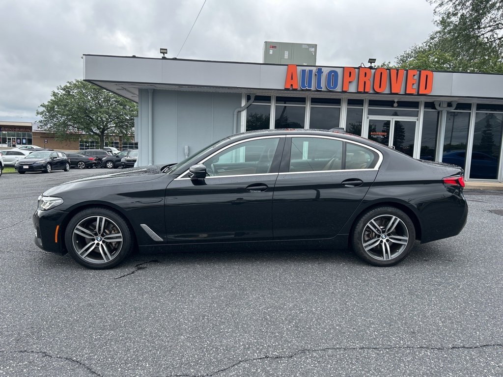 Used 2022 BMW 530i xDrive w/ Convenience Package image 4