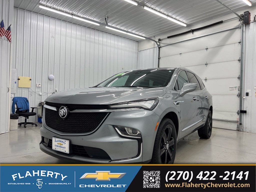 Used 2024 Buick Enclave Essence w/ Experience Buick Package FWD image 6
