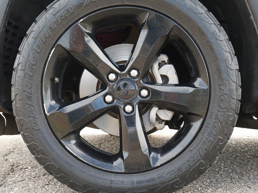 Used 2023 Jeep Grand Cherokee Altitude image 61