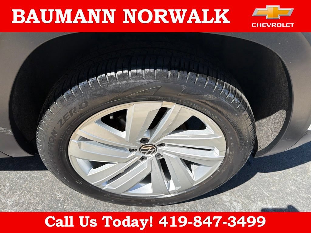 Used 2021 Volkswagen Atlas Cross Sport SE FWD image 11