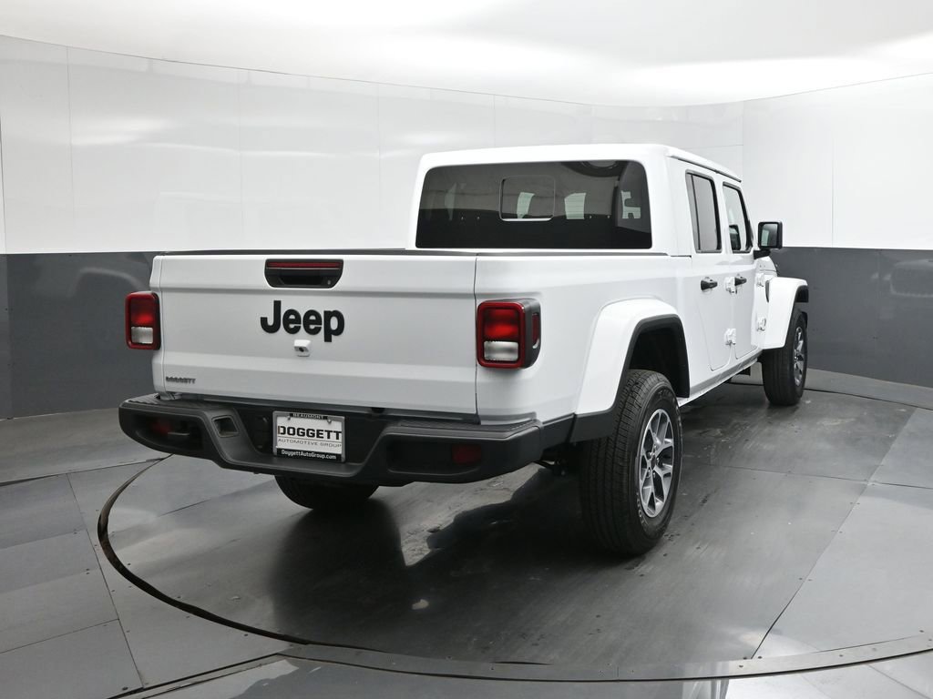 New 2025 Jeep Gladiator Sport image 11