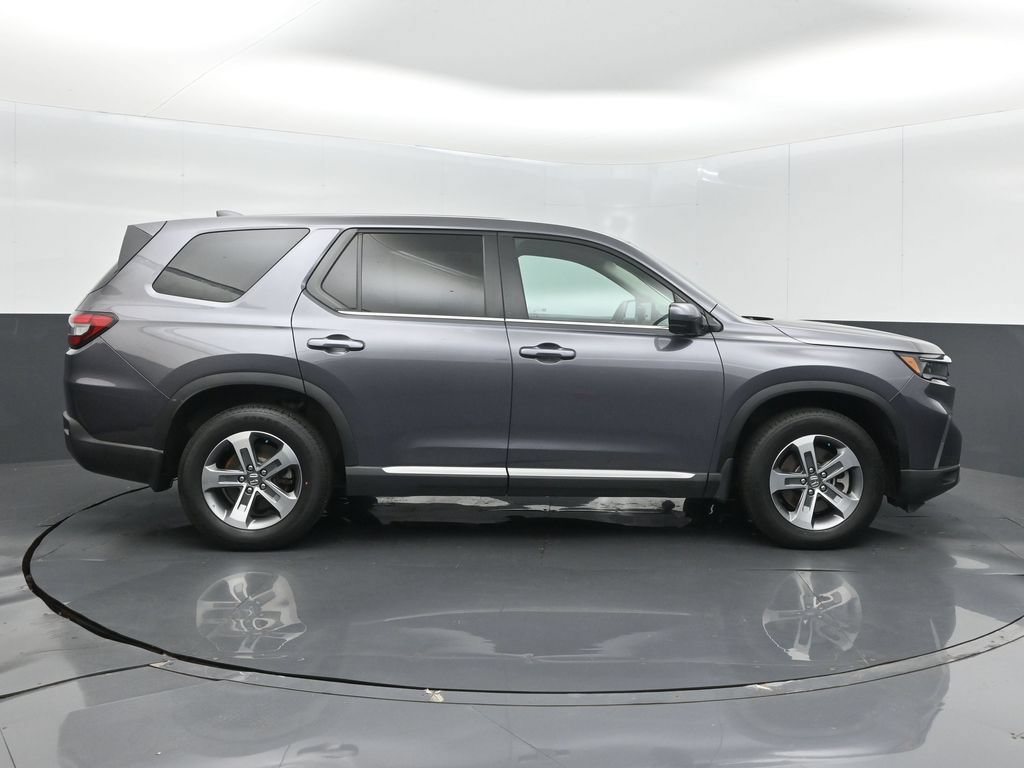 Used 2025 Honda Pilot EX-L image 5