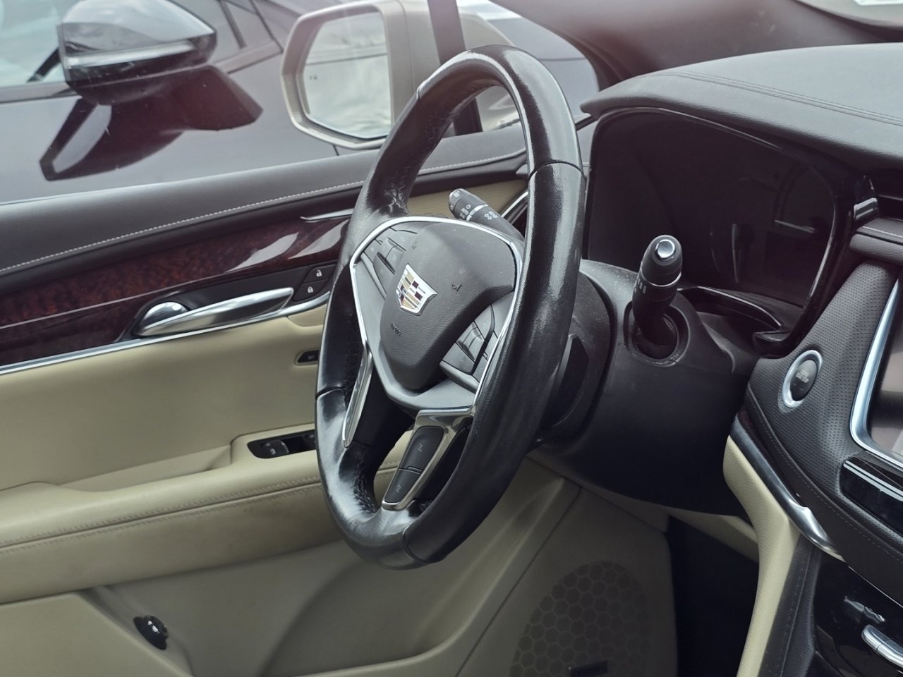 Used 2019 Cadillac XT5 Luxury image 18