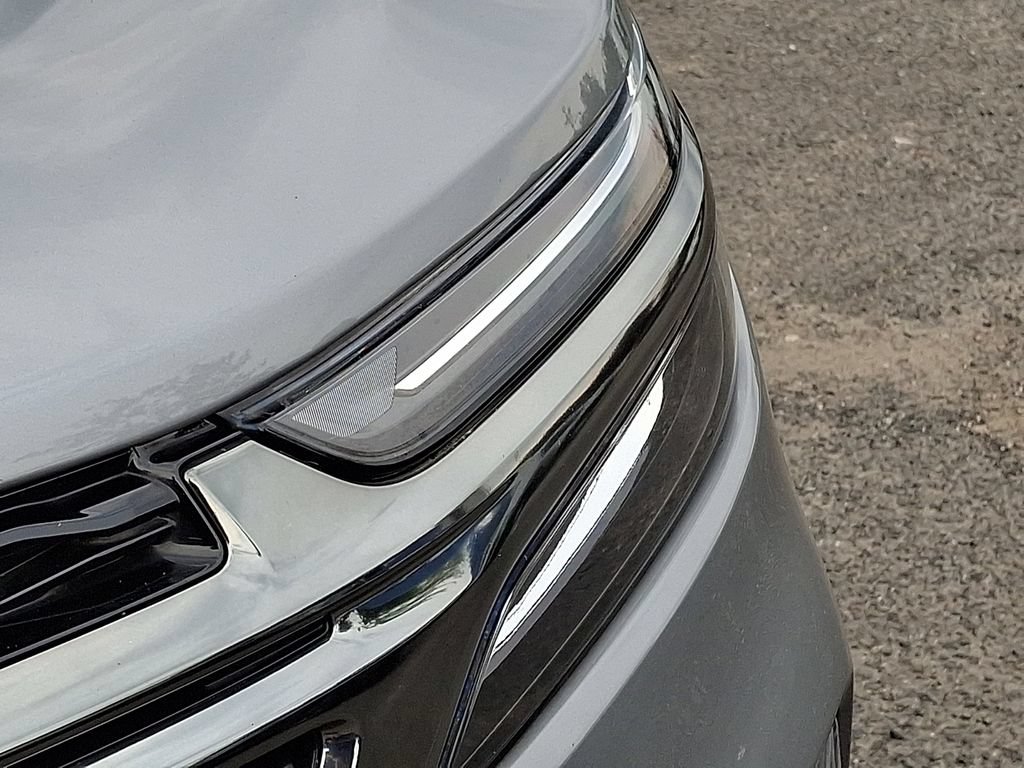 Used 2023 Chevrolet Equinox RS AWD/4WD image 36