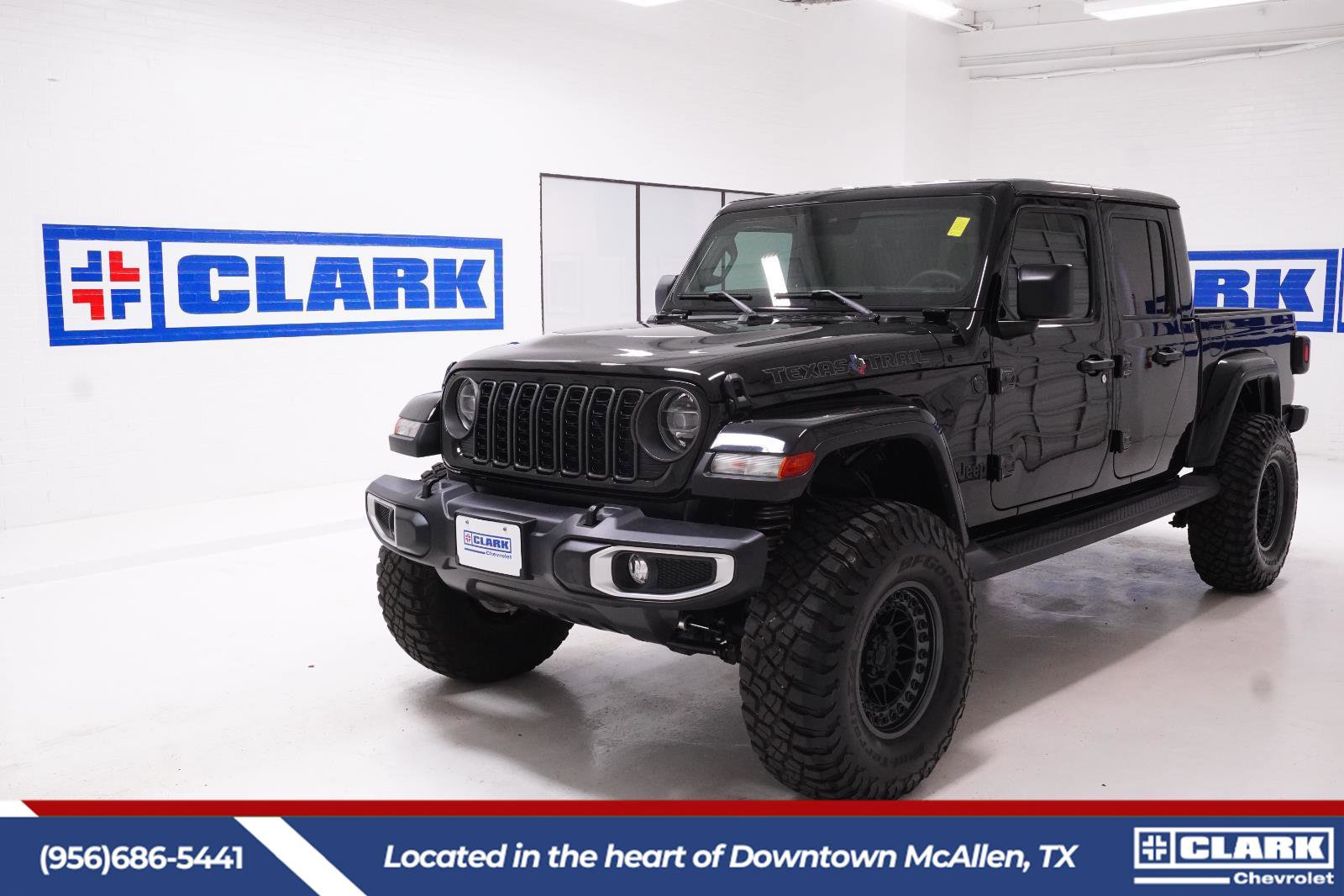 Used 2024 Jeep Gladiator Sport