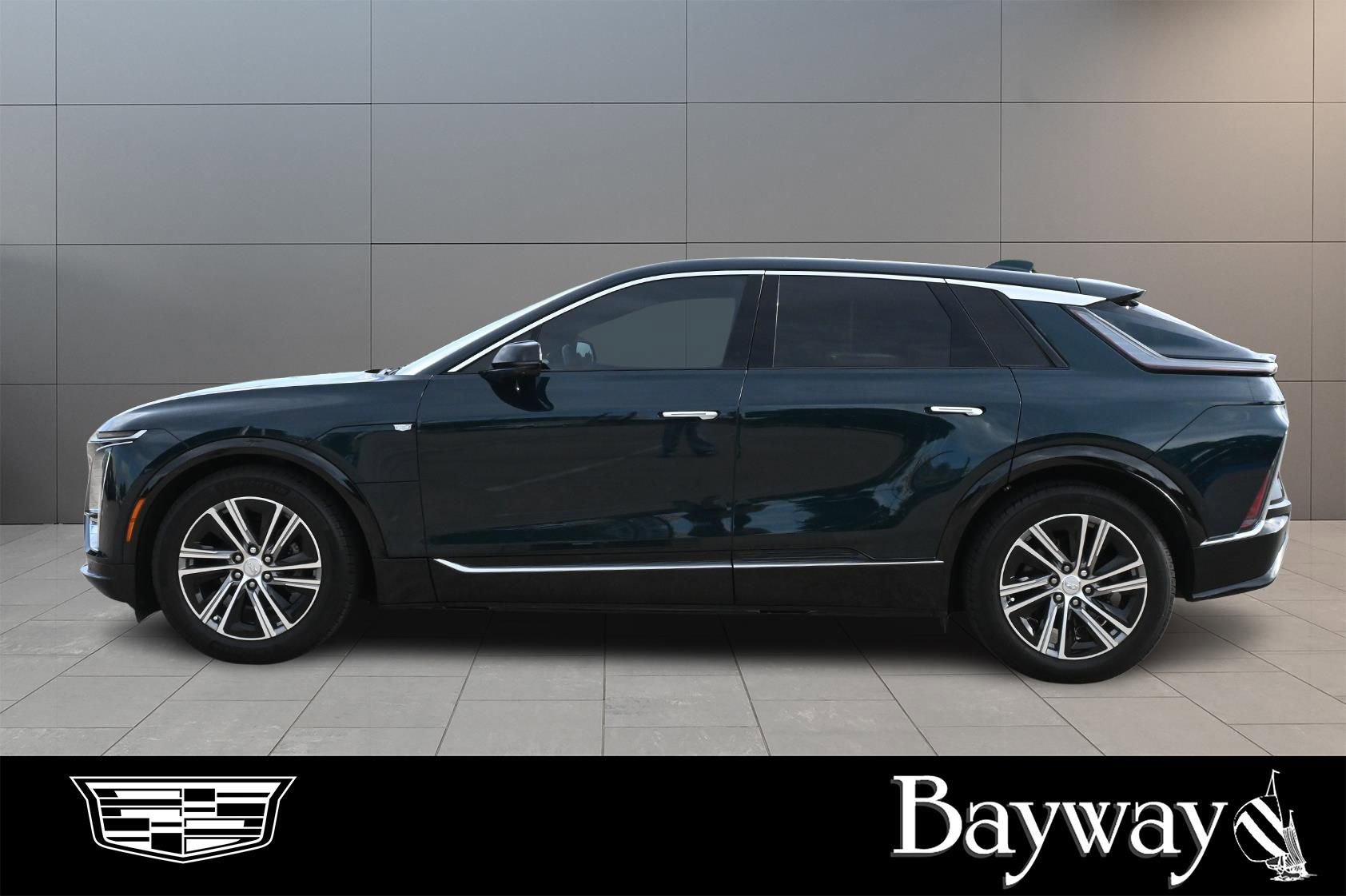 Used 2024 Cadillac Lyriq Luxury RWD image 5