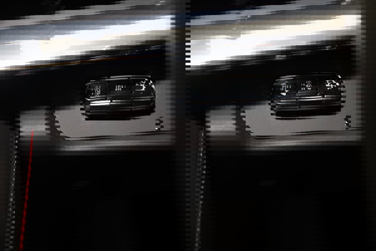 Used 2020 Chevrolet Corvette Stingray Premium Cpe w/ 3LT Preferred Equipment Group image 51