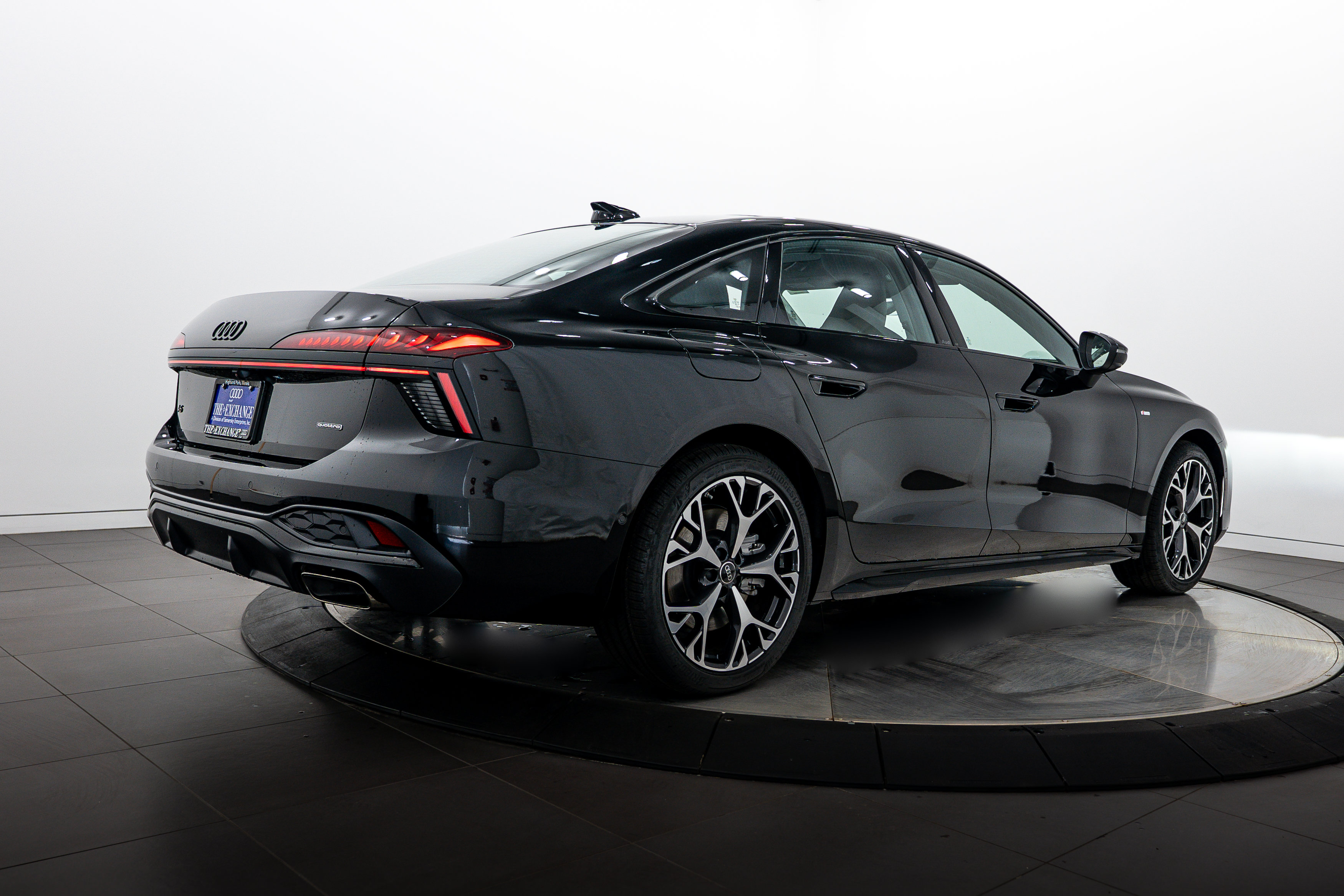 New 2026 Audi A6 Premium Plus AWD/4WD image 4