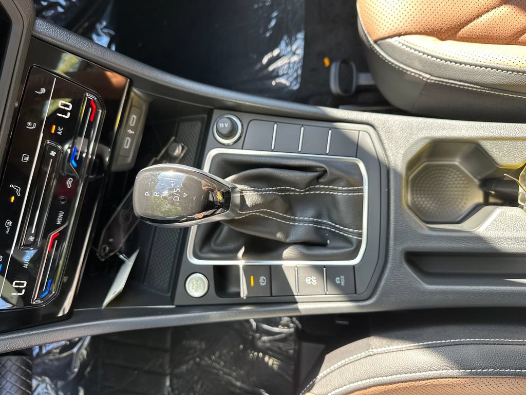New 2027 Volkswagen Jetta SEL FWD image 17