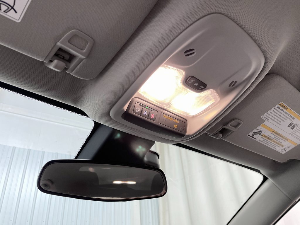 Certified 2021 Buick Encore GX Select w/ Sport Touring Package image 27