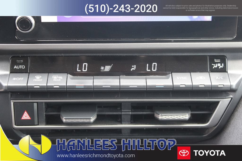 Used 2025 Toyota Camry LE FWD image 20