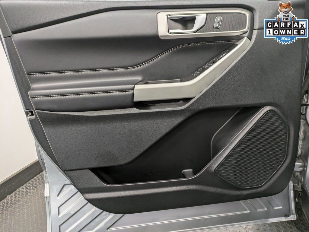 Used 2022 Ford Explorer XLT w/ Class IV Trailer Tow Package image 8