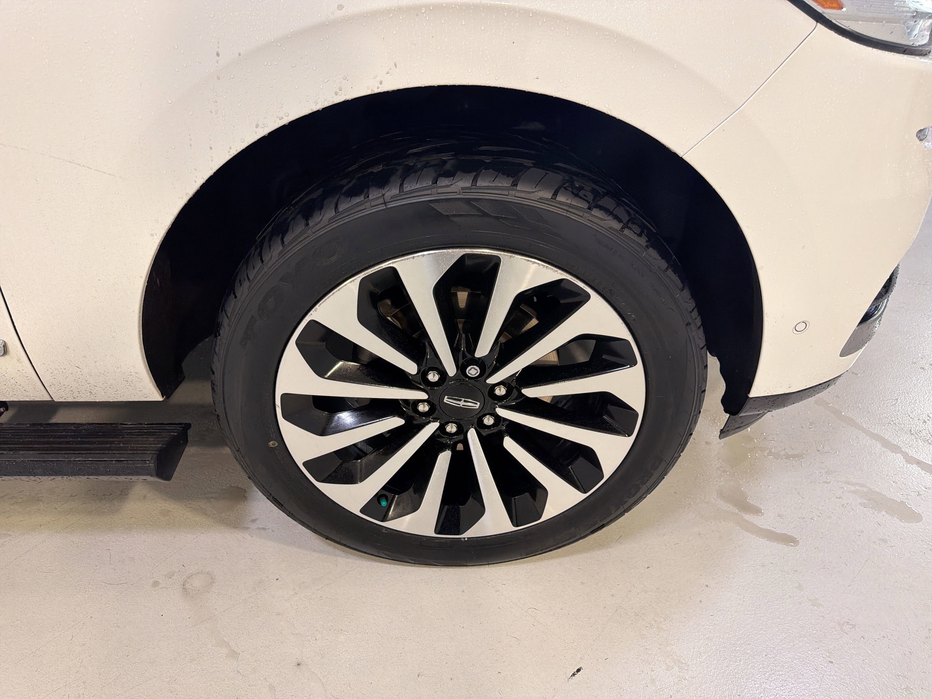Used 2023 Lincoln Navigator L Reserve AWD/4WD image 31