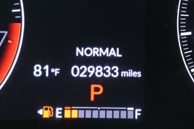 Used 2023 Honda HR-V LX image 13