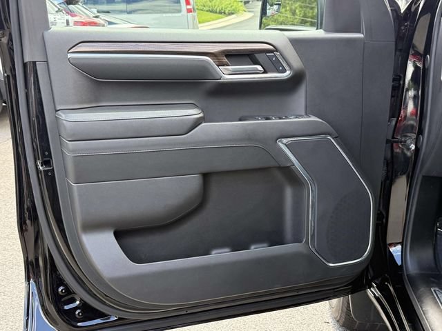 Certified 2024 Chevrolet Silverado 1500 LT AWD/4WD image 9