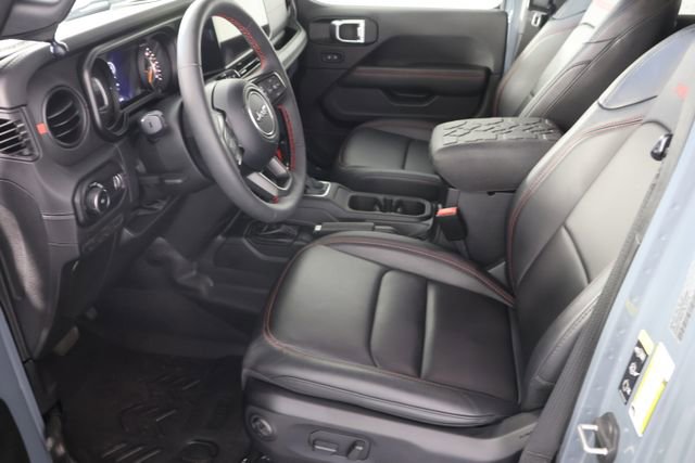 Used 2024 Jeep Wrangler Unlimited Rubicon image 19