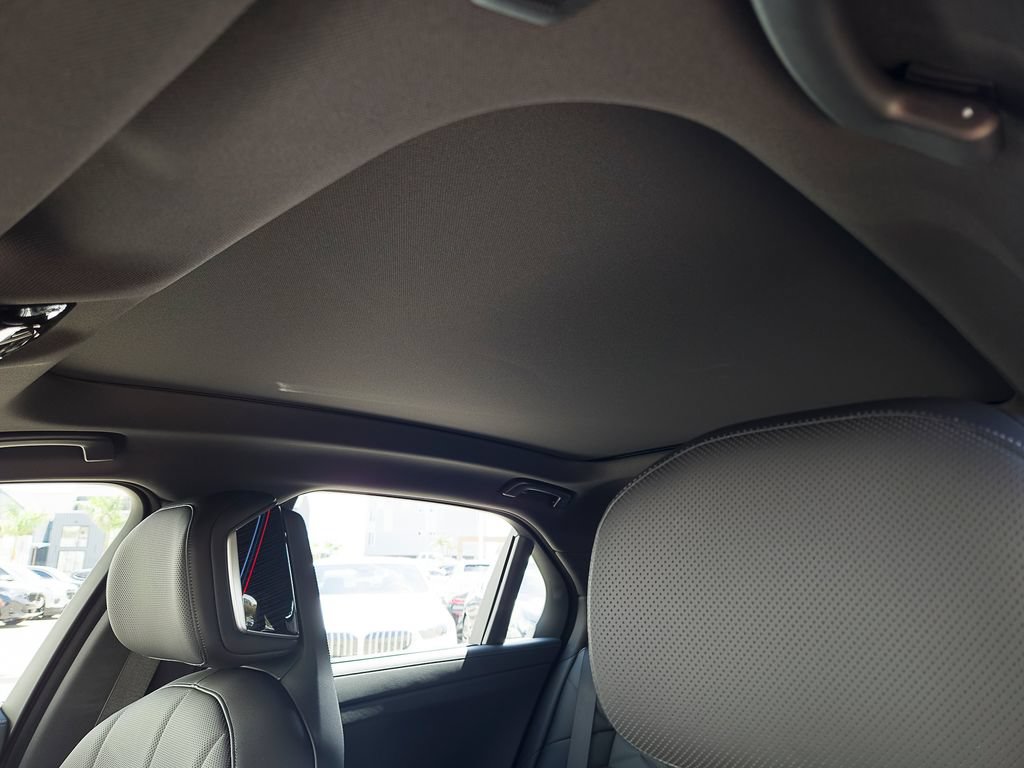 New 2026 BMW 740i w/ Premium Package RWD image 14