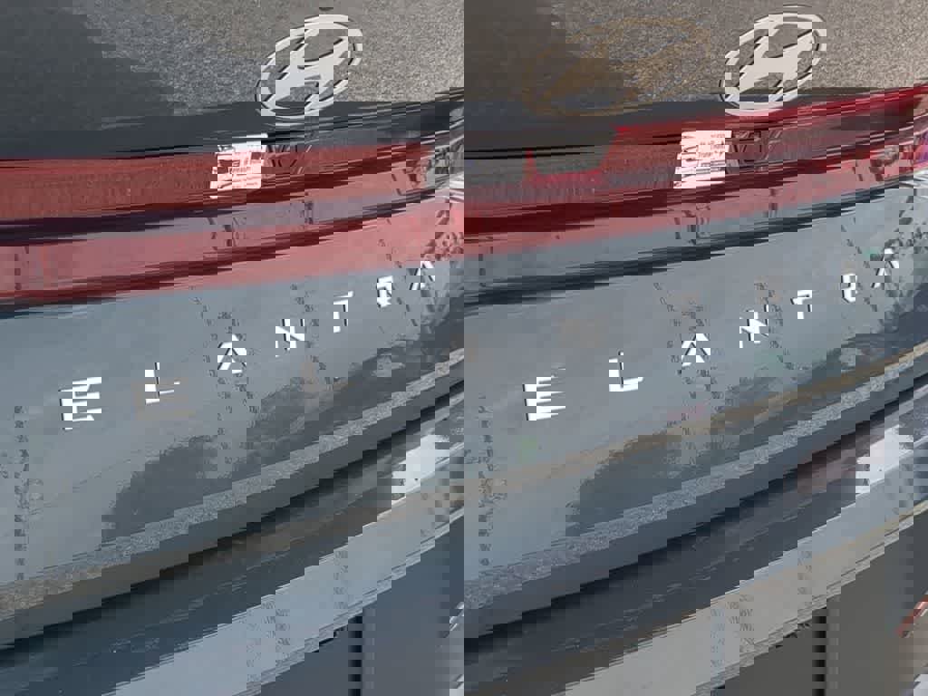 New 2026 Hyundai Elantra SEL Sport Premium image 13