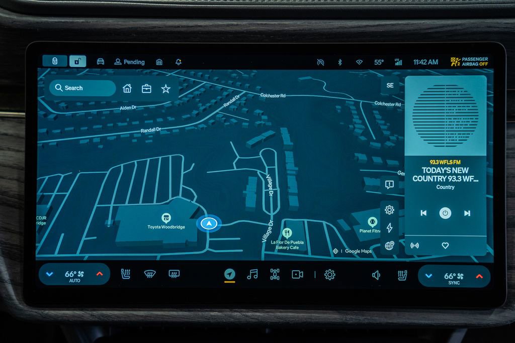 Used 2022 Rivian R1T Adventure image 20