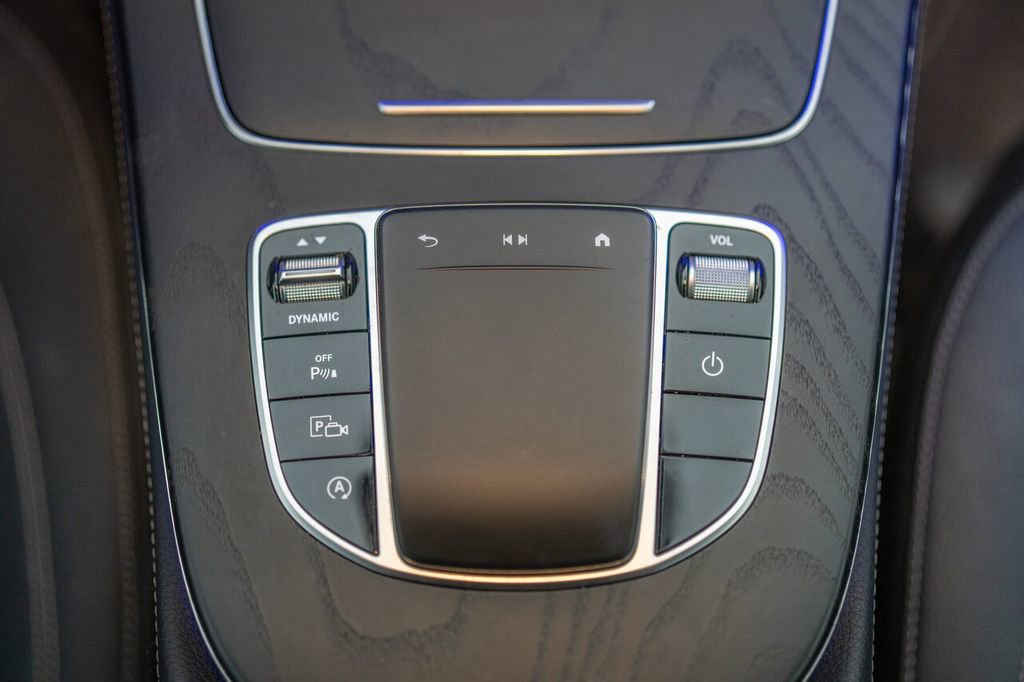 Used 2022 Mercedes-Benz E 350 Sedan image 13