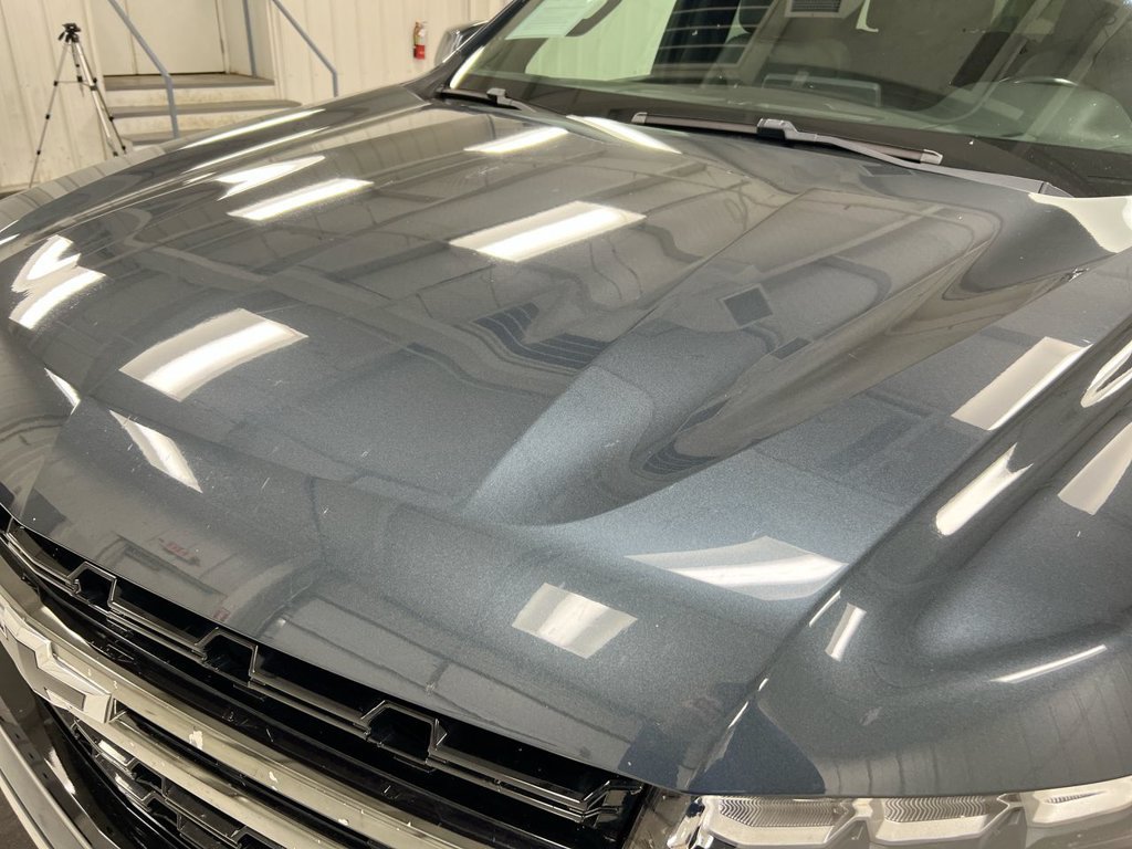 Used 2021 Chevrolet Tahoe Z71 w/ Z71 Signature Package AWD/4WD image 30