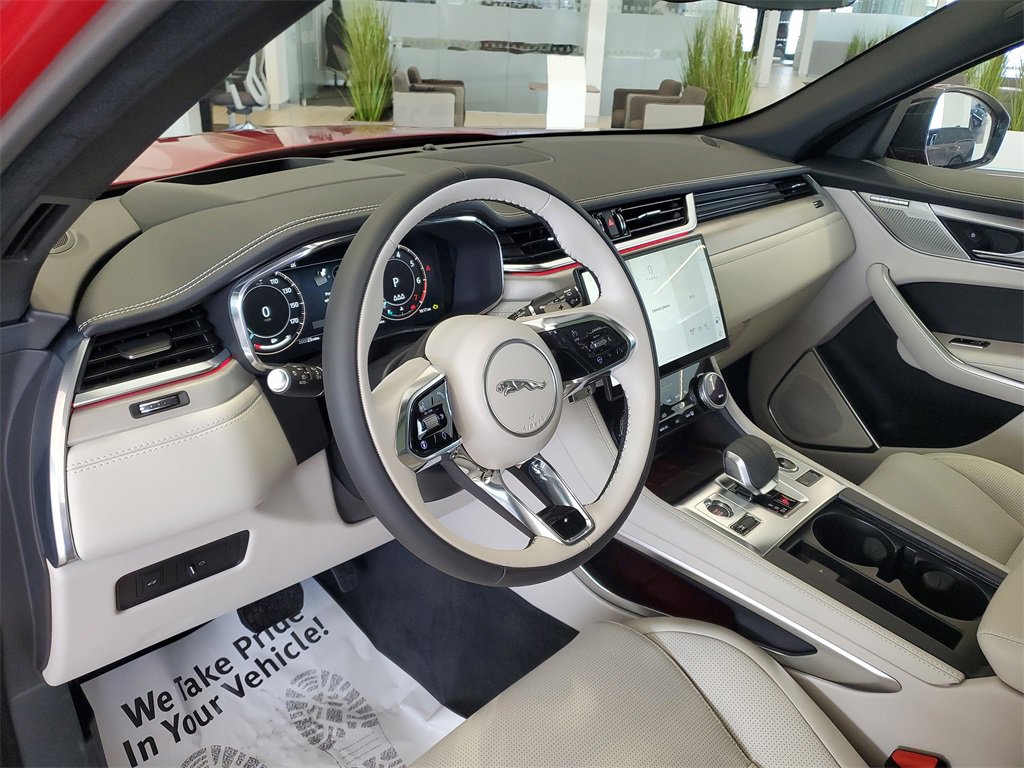 New 2026 Jaguar F-PACE R-Dynamic S image 15