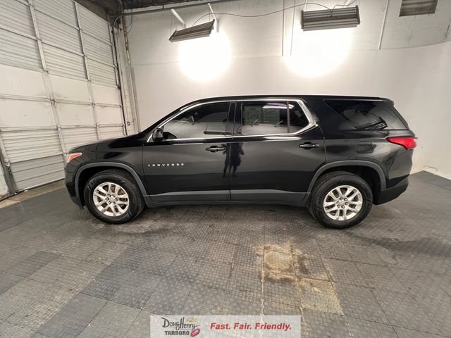 Used 2019 Chevrolet Traverse LS w/ LPO, Black Accent Package AWD/4WD image 5