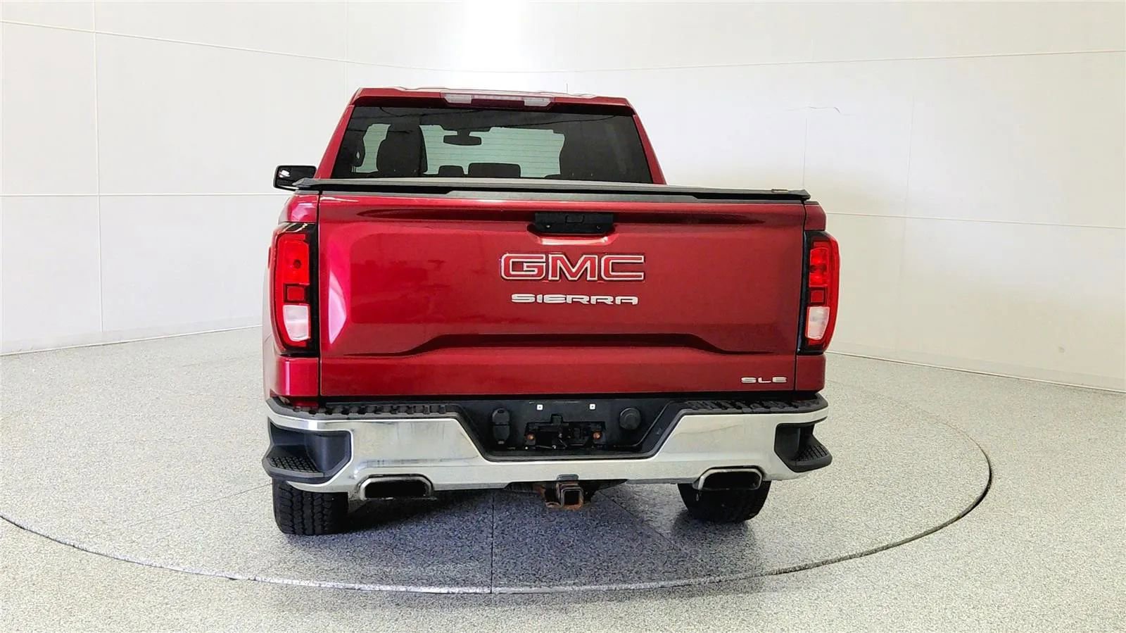 Used 2019 GMC Sierra 1500 SLE w/ X31 Off-Road Package AWD/4WD image 6