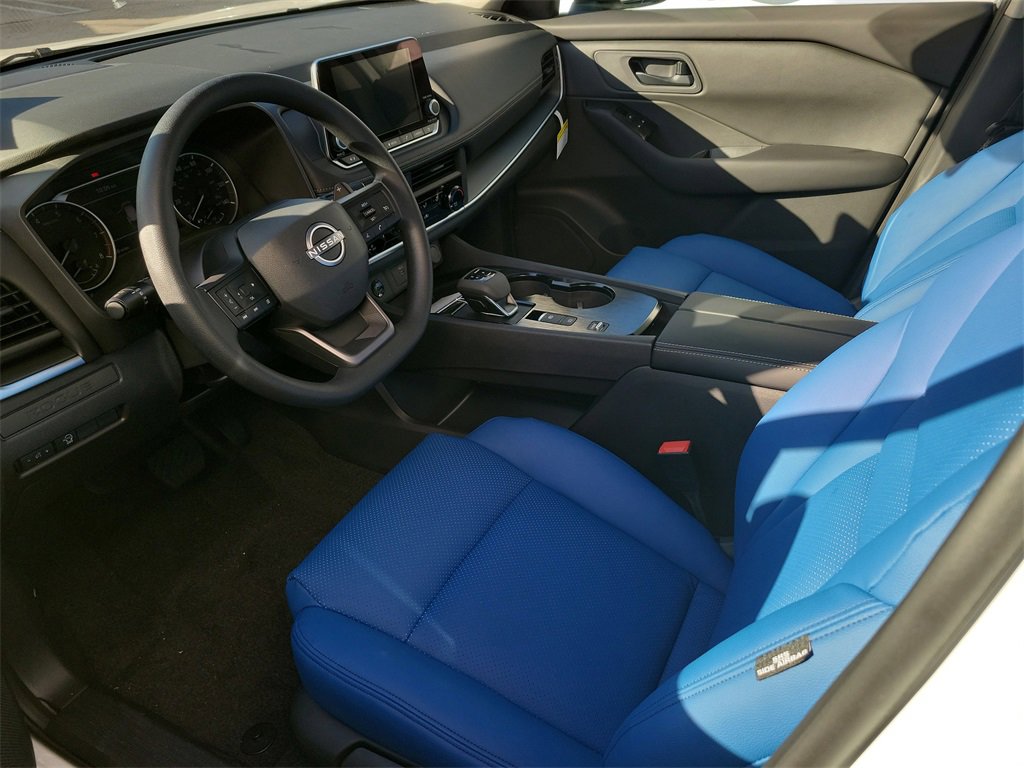 New 2026 Nissan Rogue S image 7