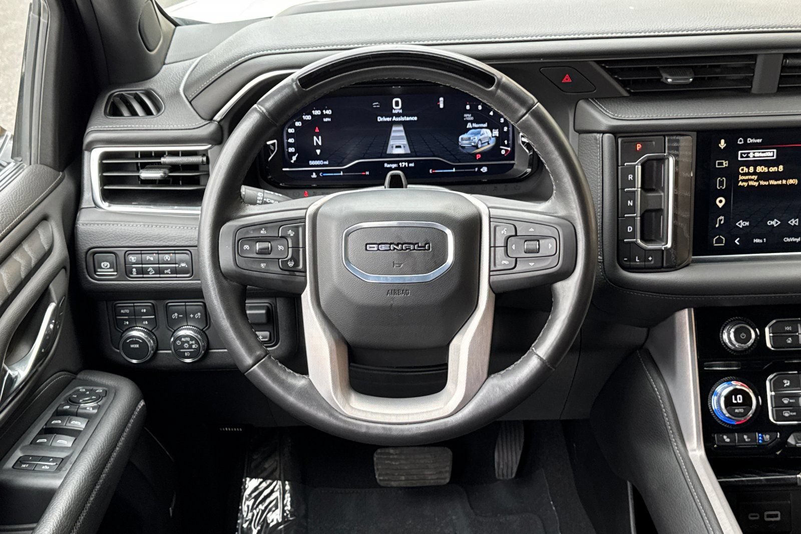 Certified 2024 GMC Yukon XL Denali w/ Advanced Technology Package AWD/4WD image 15