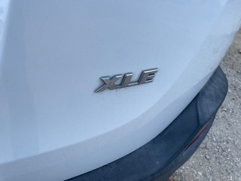 Used 2014 Toyota RAV4 XLE FWD image 9