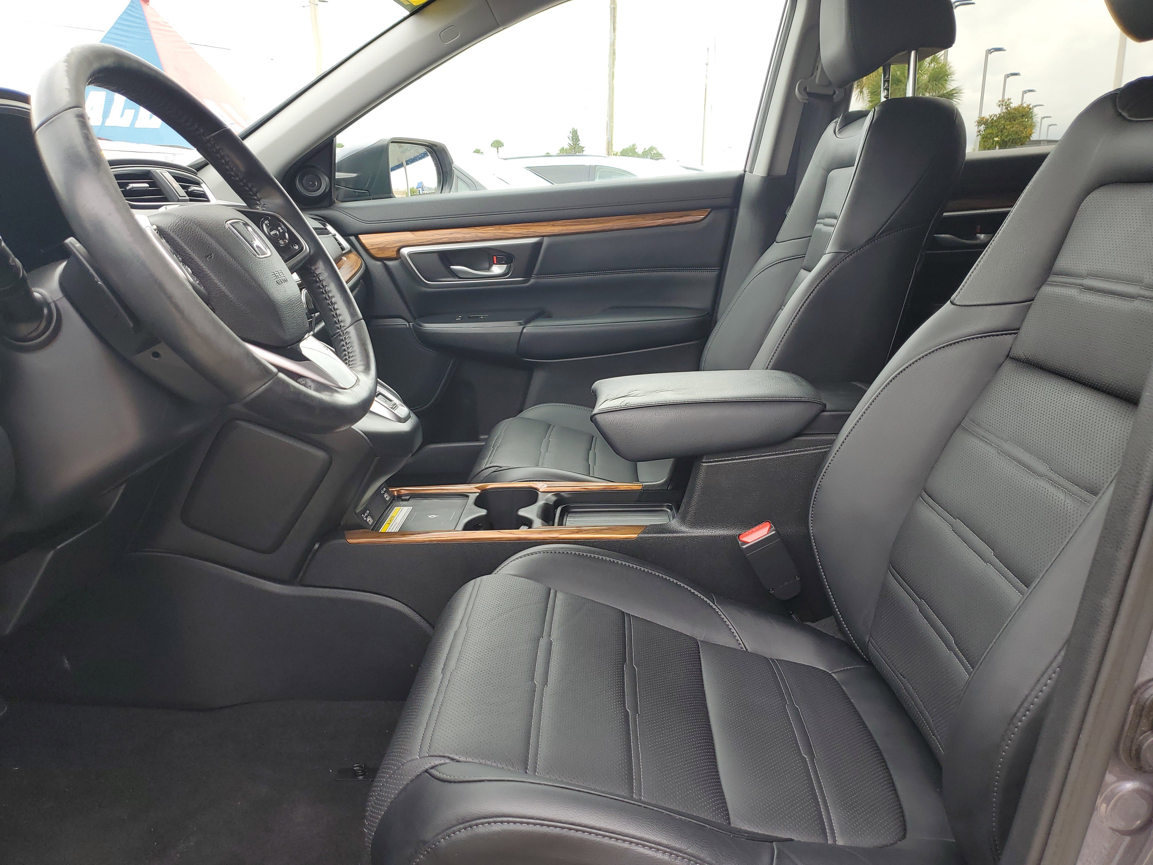 Used 2020 Honda CR-V Touring image 16