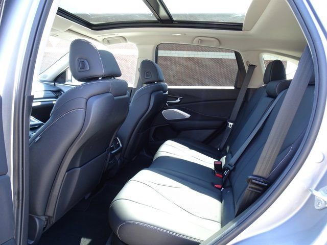 Used 2024 Acura RDX SH-AWD w/ Technology Package image 17